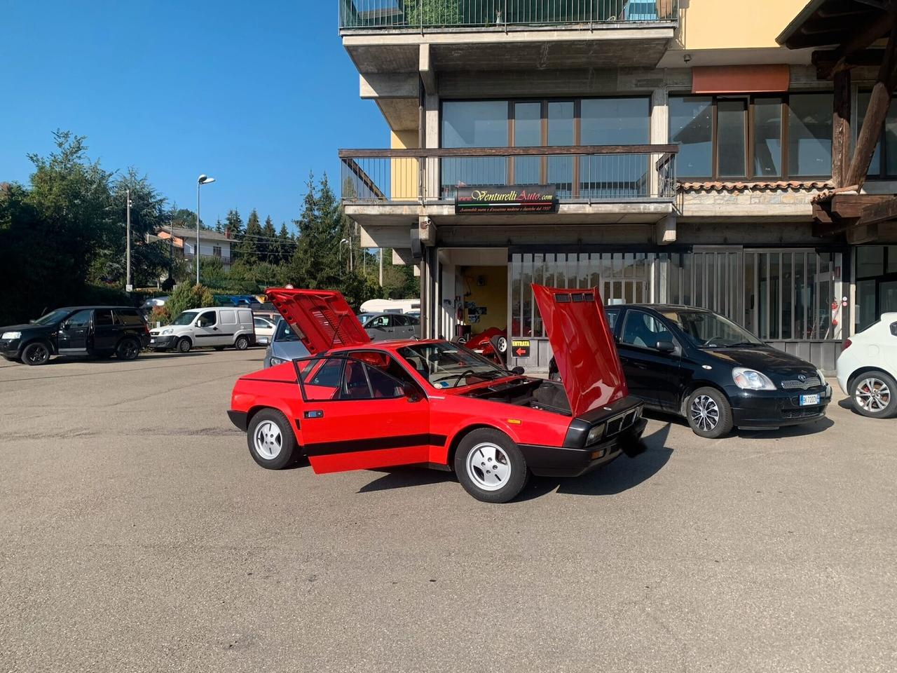 Lancia Beta Montecarlo, bella, sana , a posto di meccanica, 84000 km targhe originali, 1976 .