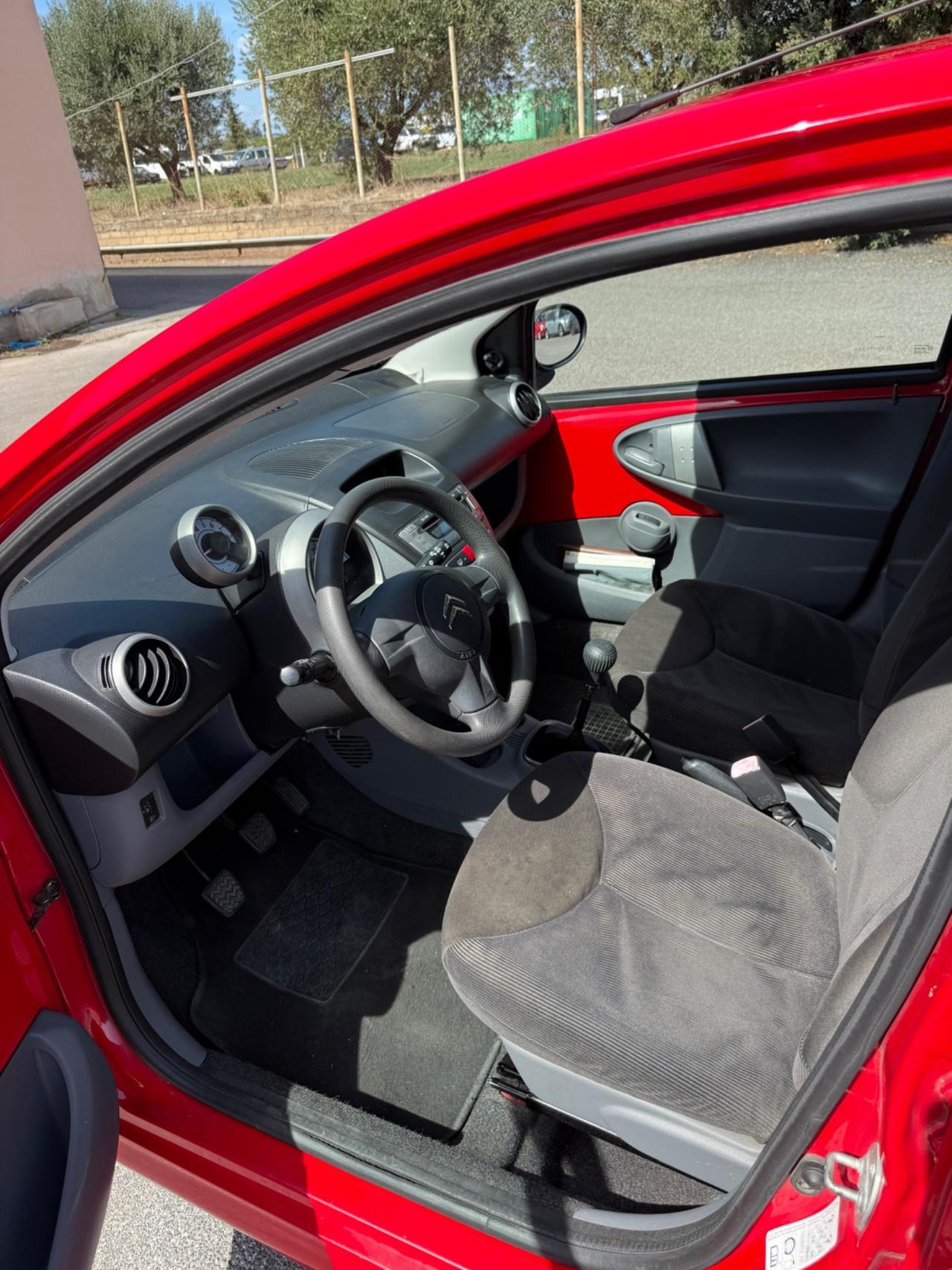 Citroen C1 1.0 5 porte adatta a neopatentati