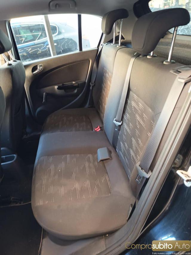 OPEL Corsa 1.2 5 porte Cosmo