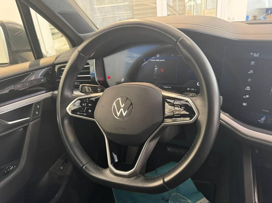 Volkswagen Touareg 3.0 V6 tdi Elegance 231cv tiptronic