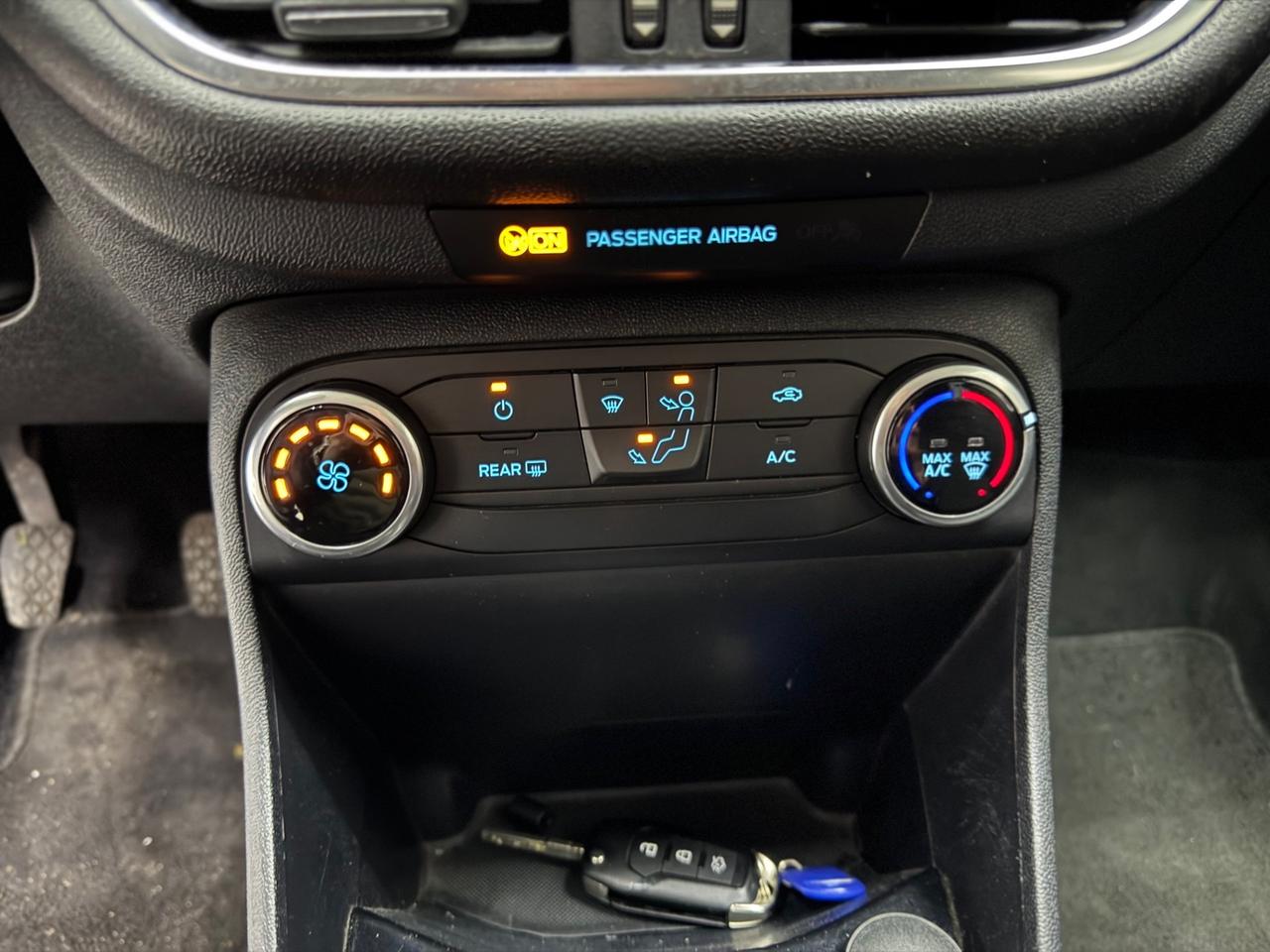 Ford Fiesta 1.5 TDCi 85CV 3porte Autocarro