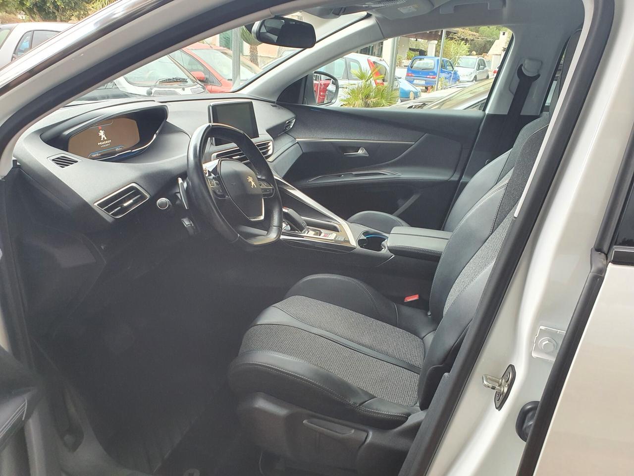 Peugeot 5008 BlueHDi 130 S&S Allure