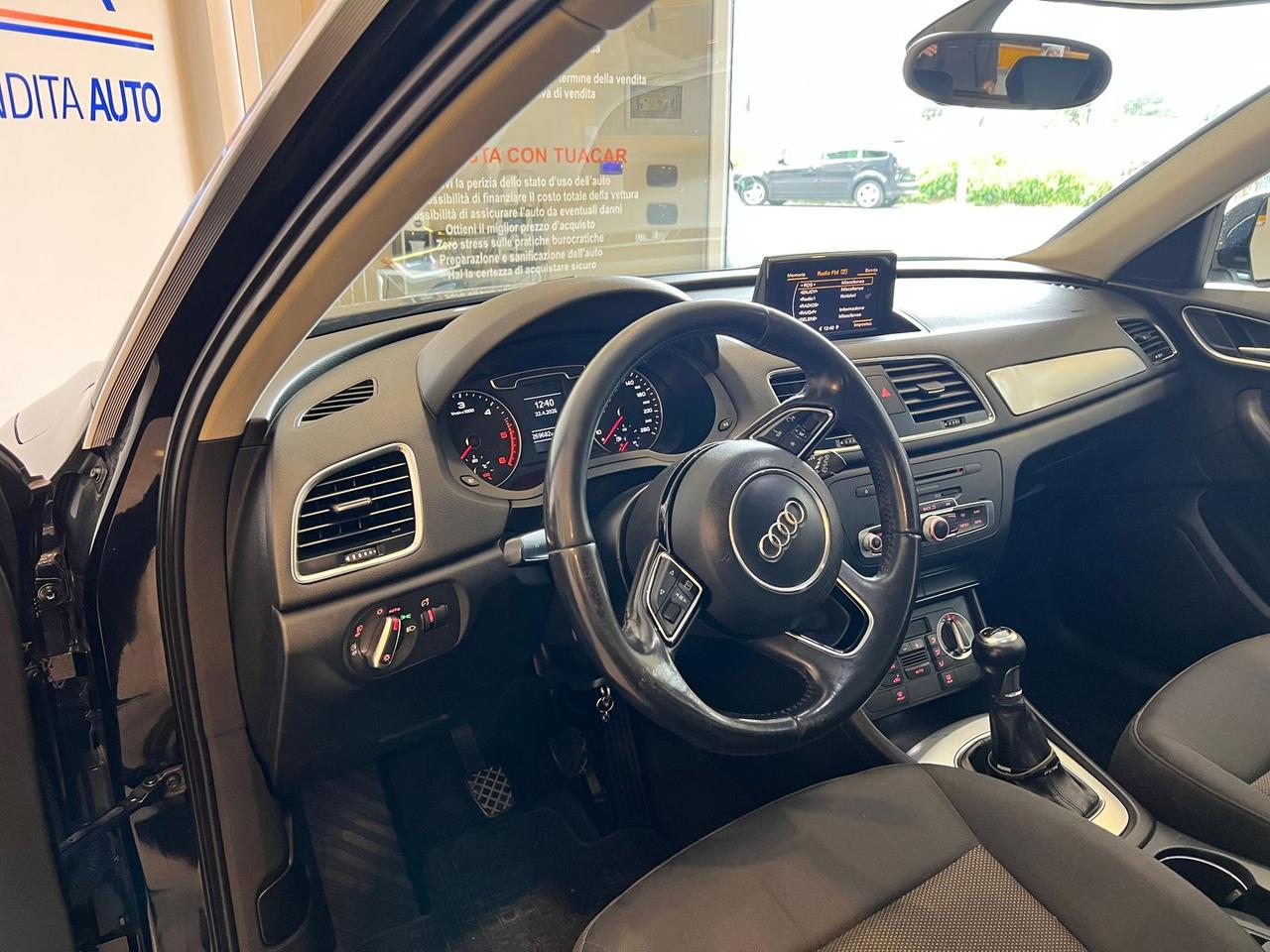 Audi Q3 2.0 TDI S-line #10553