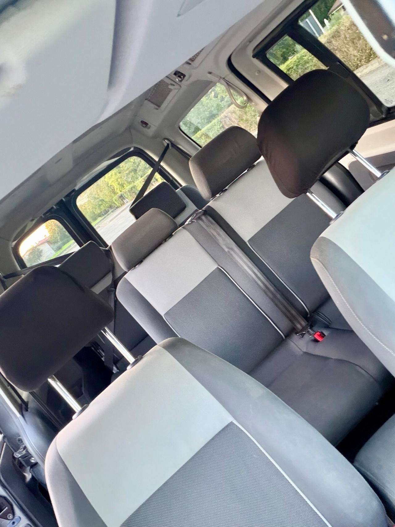 Volkswagen Caddy 1.6 TDI 102 CV DSG 5p. Trendline