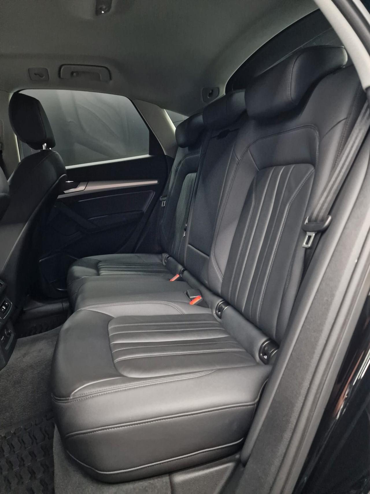 Audi Q5 40 2.0 TDI 204 CV quattro S tronic Business Advanced