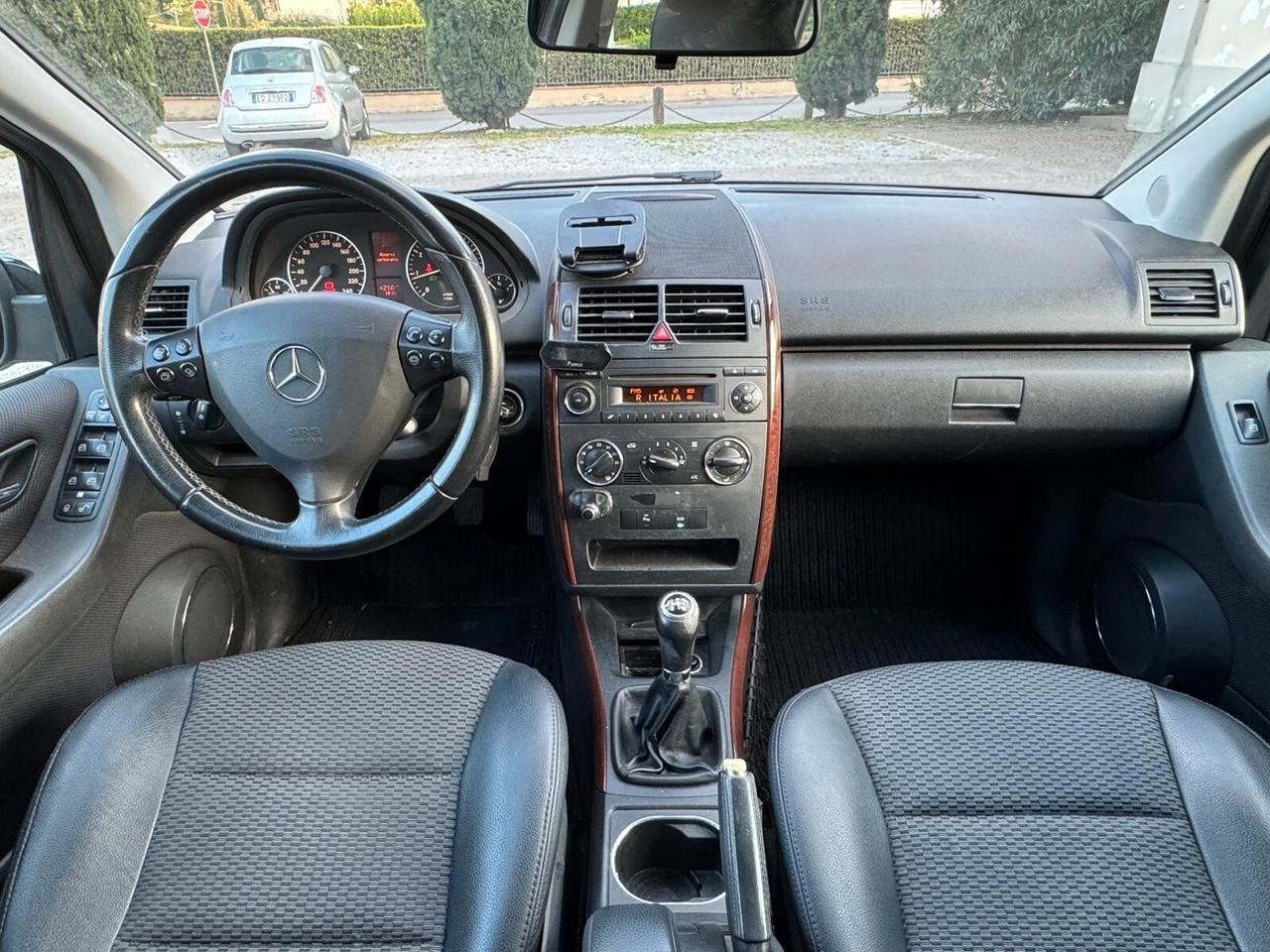 Mercedes-benz A 150 160 BlueEFFICIENCY Avantgarde