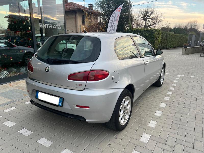 Alfa Romeo 147 3 Porte 147 3p 1.9 jtd Progression 115cv