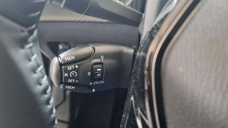 Peugeot 208 1.2 puretech Style
