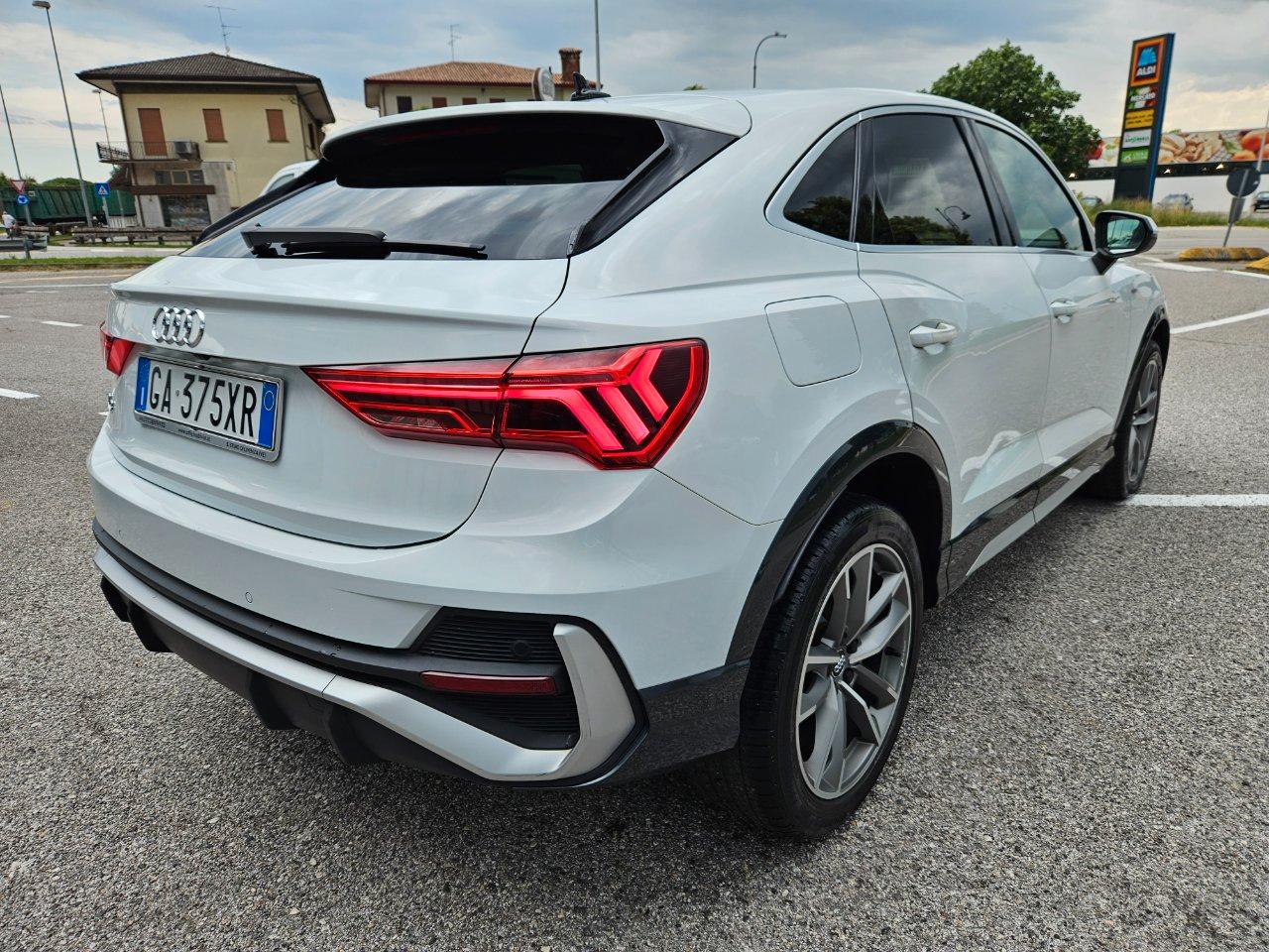Audi Q3 Sportback 35 1.5 tfsi mhev S line edition 150cv s-tronic