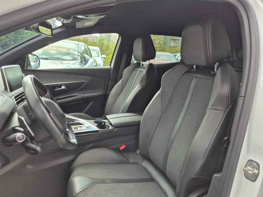 Peugeot 3008 GT-LINE EAT8 BlueHDi 130CV