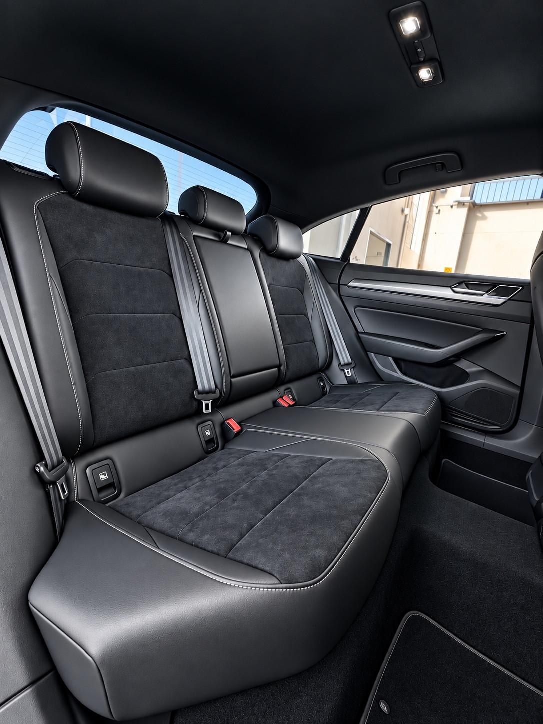 Volkswagen Arteon 2.0 TSI 190 CV DSG R Line