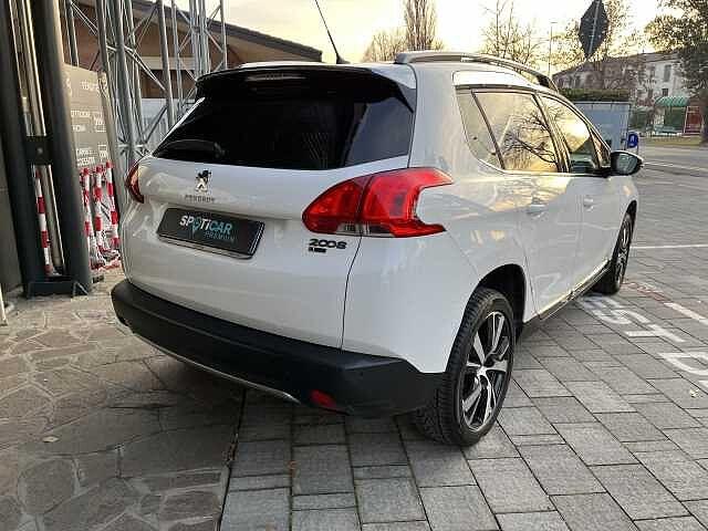 Peugeot 2008 PureTech Turbo 110 S&S Allure