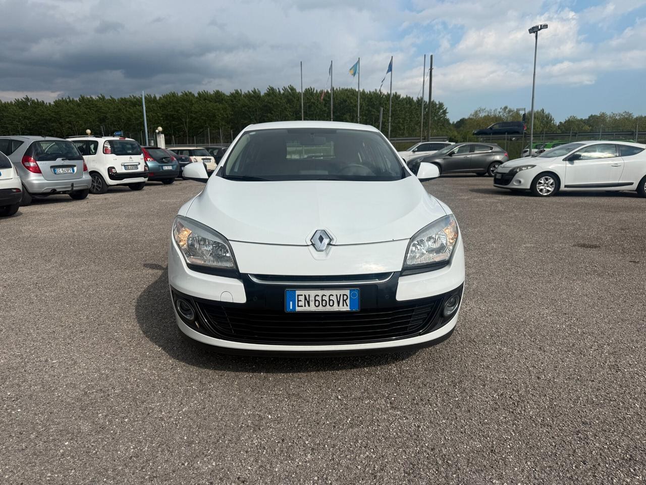 Megane 1.5 dCi 110CV Wave Autocarro