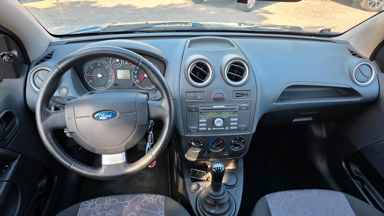 Ford Fiesta 1.4 TDCi 5p. Titanium