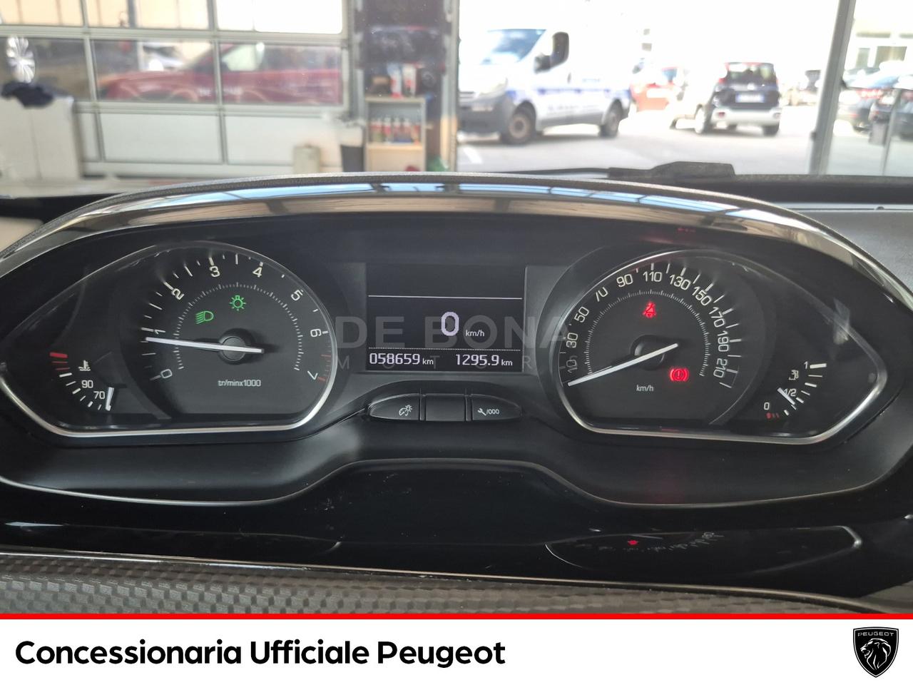 Peugeot 208 5p 1.2 puretech t allure s&s 110cv