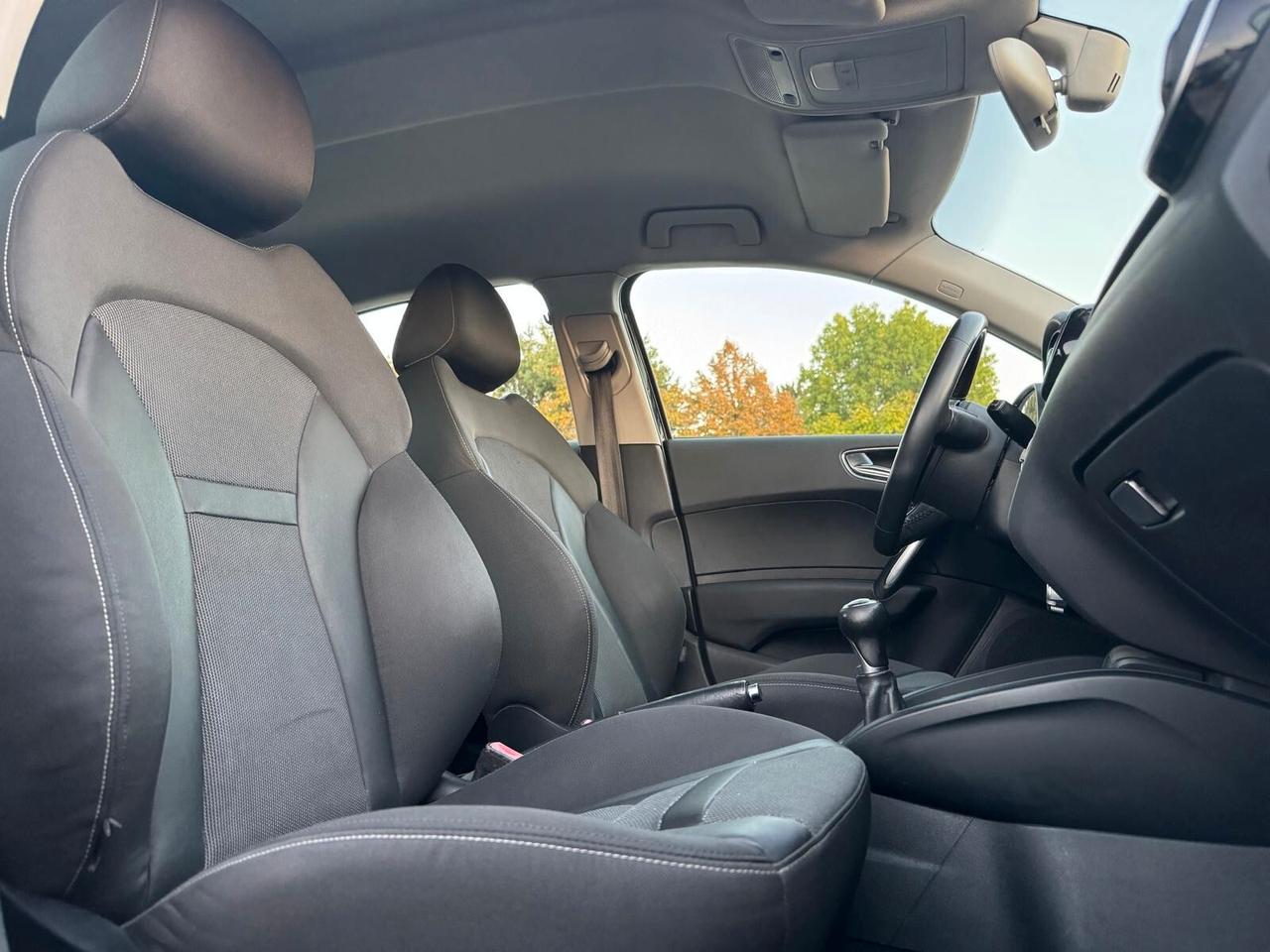 AUDI - A1 Sportback - 1.6 TDI Ambition - UNIPRO.- NEOPATENTATI - FINANZIABILE - PERMUTE
