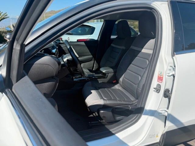 Citroen C4 BlueHDi 130 S&S EAT8 Shine