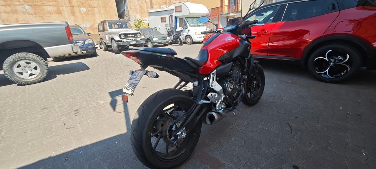 Yamaha MT-07