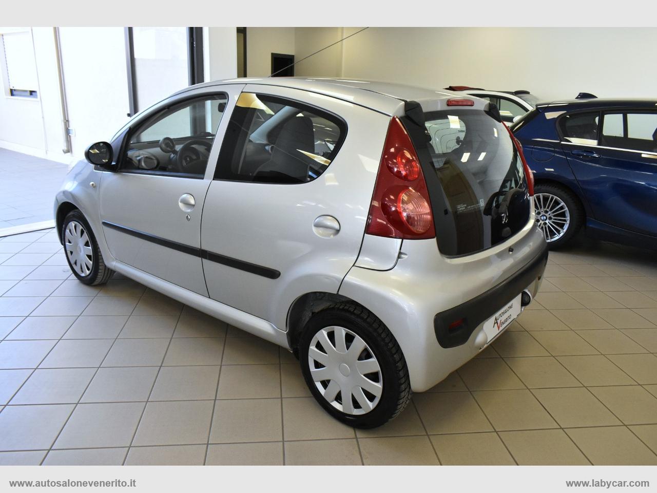 PEUGEOT 107 1.0 68 CV 5p. Plaisir