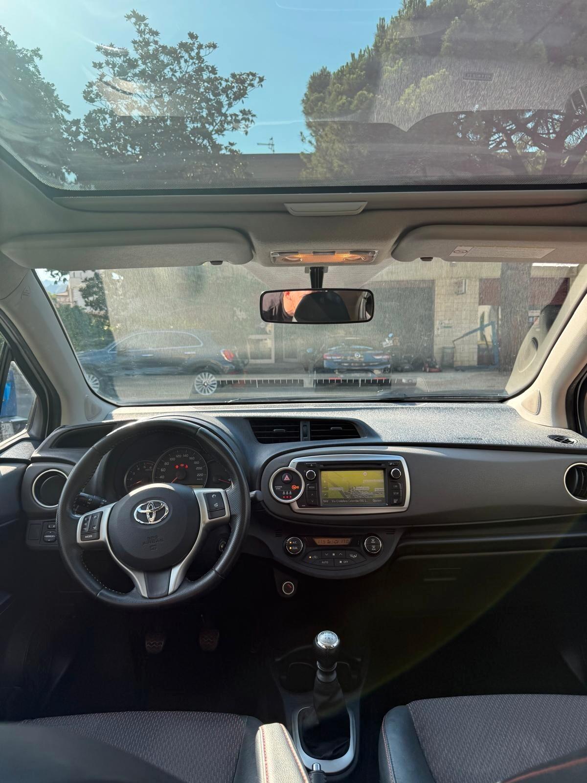 Toyota Yaris 1.4 D-4D 5 porte Lounge