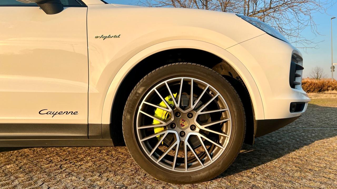 Porsche Cayenne Coupé 3.0 V6 E-Hybrid *PREZZO PROMO*