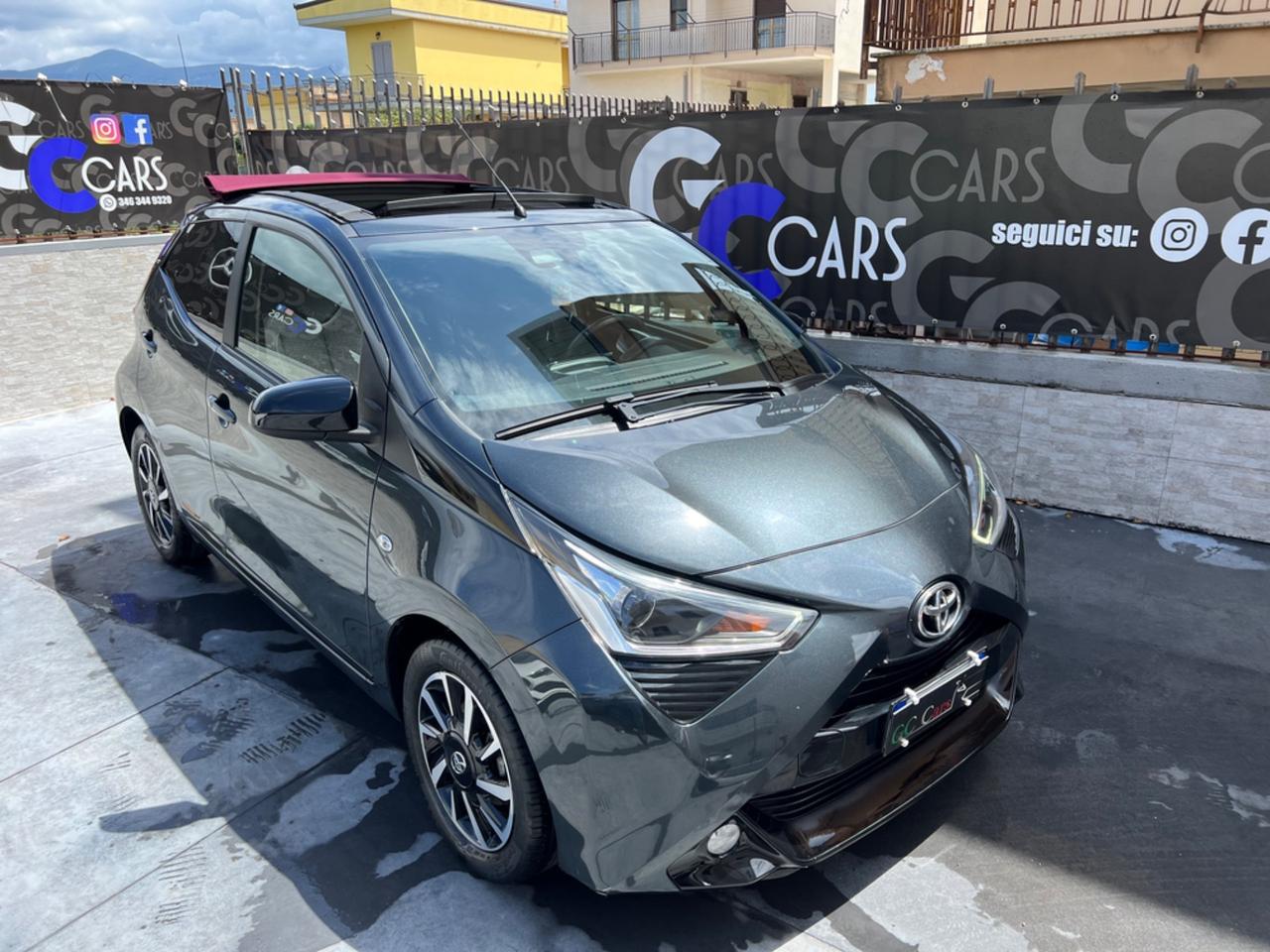 Toyota Aygo Connect 1.0 VVT-i 72 CV CABRIO