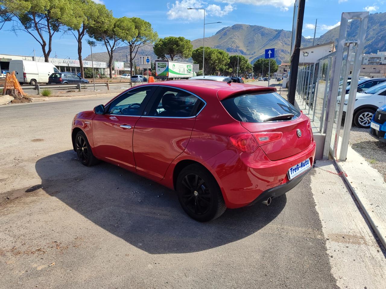 Alfa Romeo Giulietta 1.6 JTDm-2 105 CV Distinctive