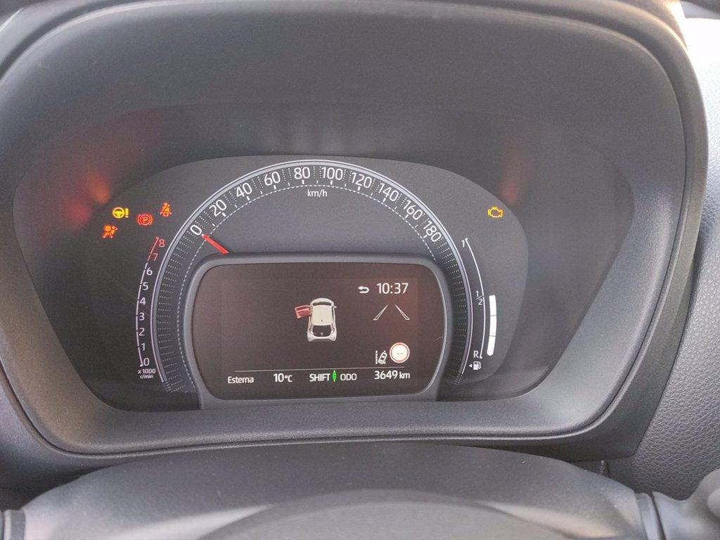 TOYOTA Aygo x 1.0 active 72cv del 2023