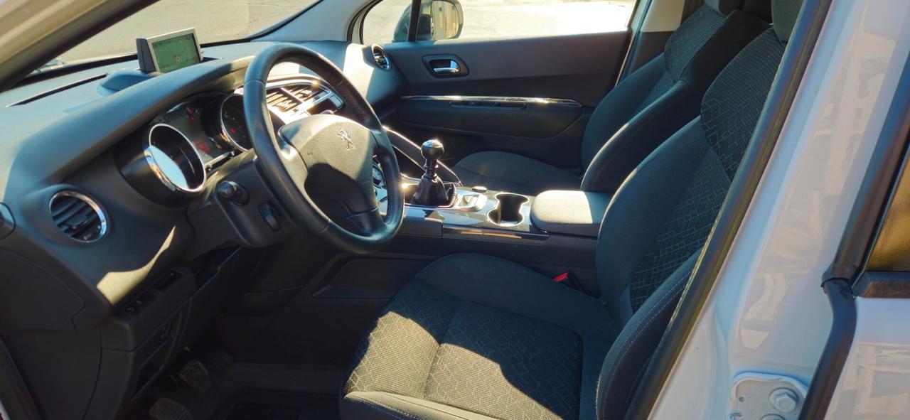 Peugeot 3008 1.6 HDi 115CV Business