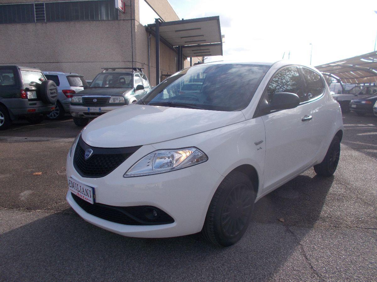 LANCIA - Ypsilon - 1.2 69 CV 5p. GPL Ecochic Silver