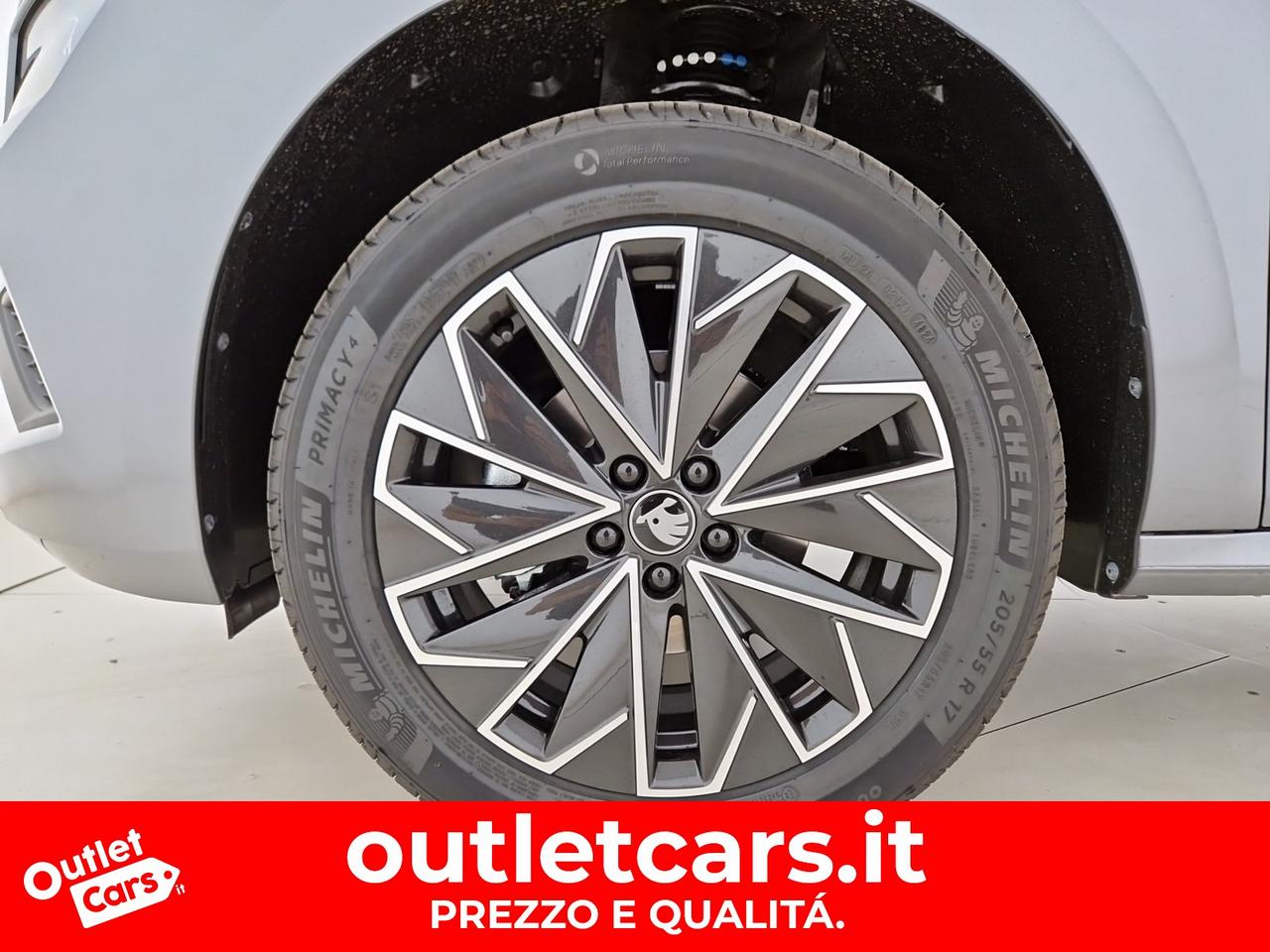 Skoda Kamiq 1.0 tsi black dots 115cv