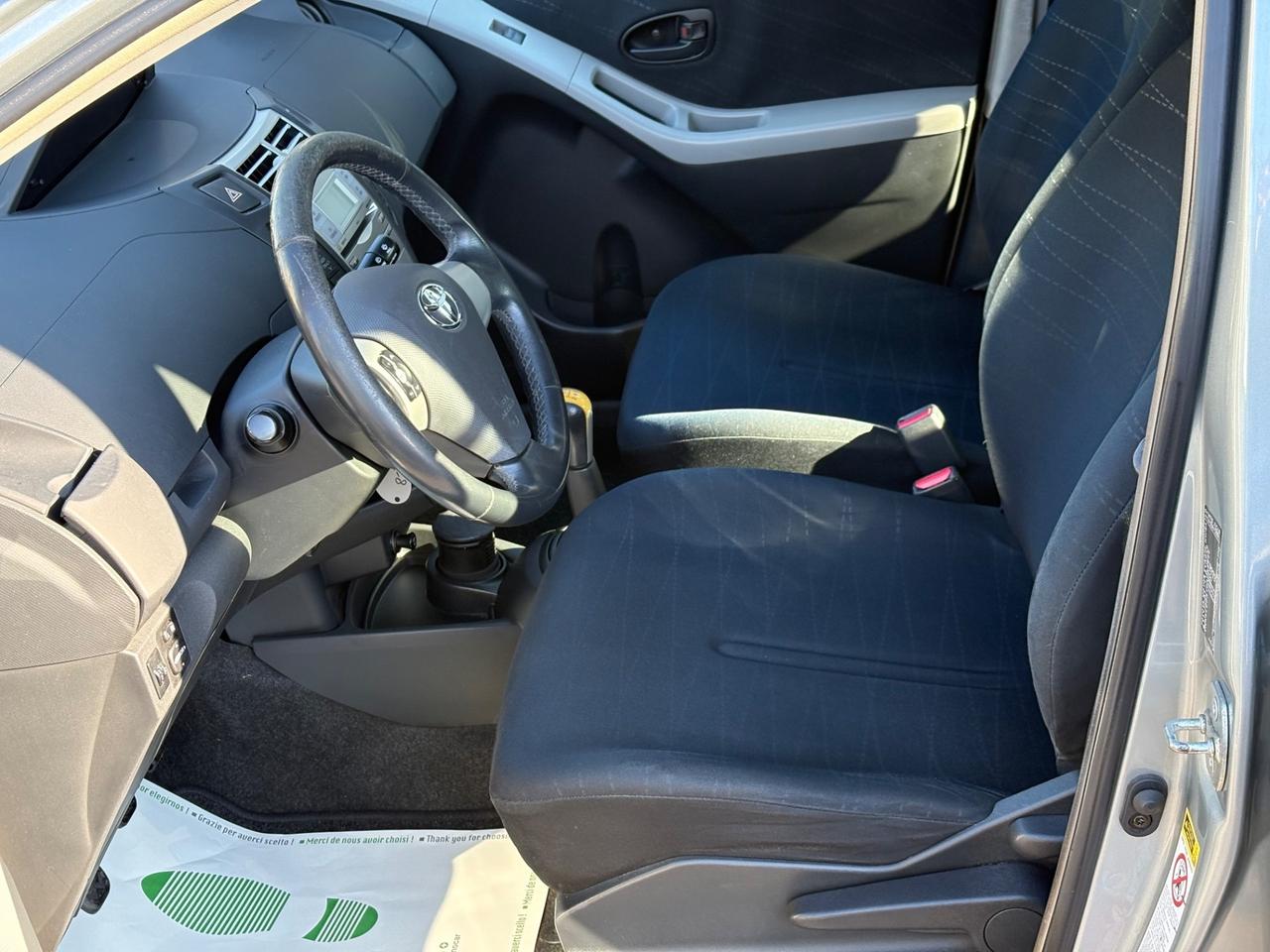 Toyota Yaris 1.3 5 porte Sol