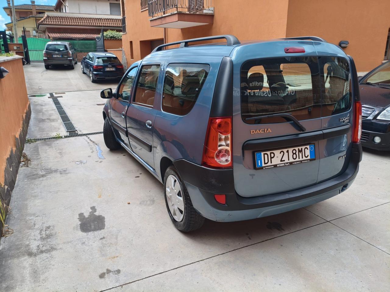 Dacia Logan MCV Lauréate - 7 posti - SOLO 8.000 KM