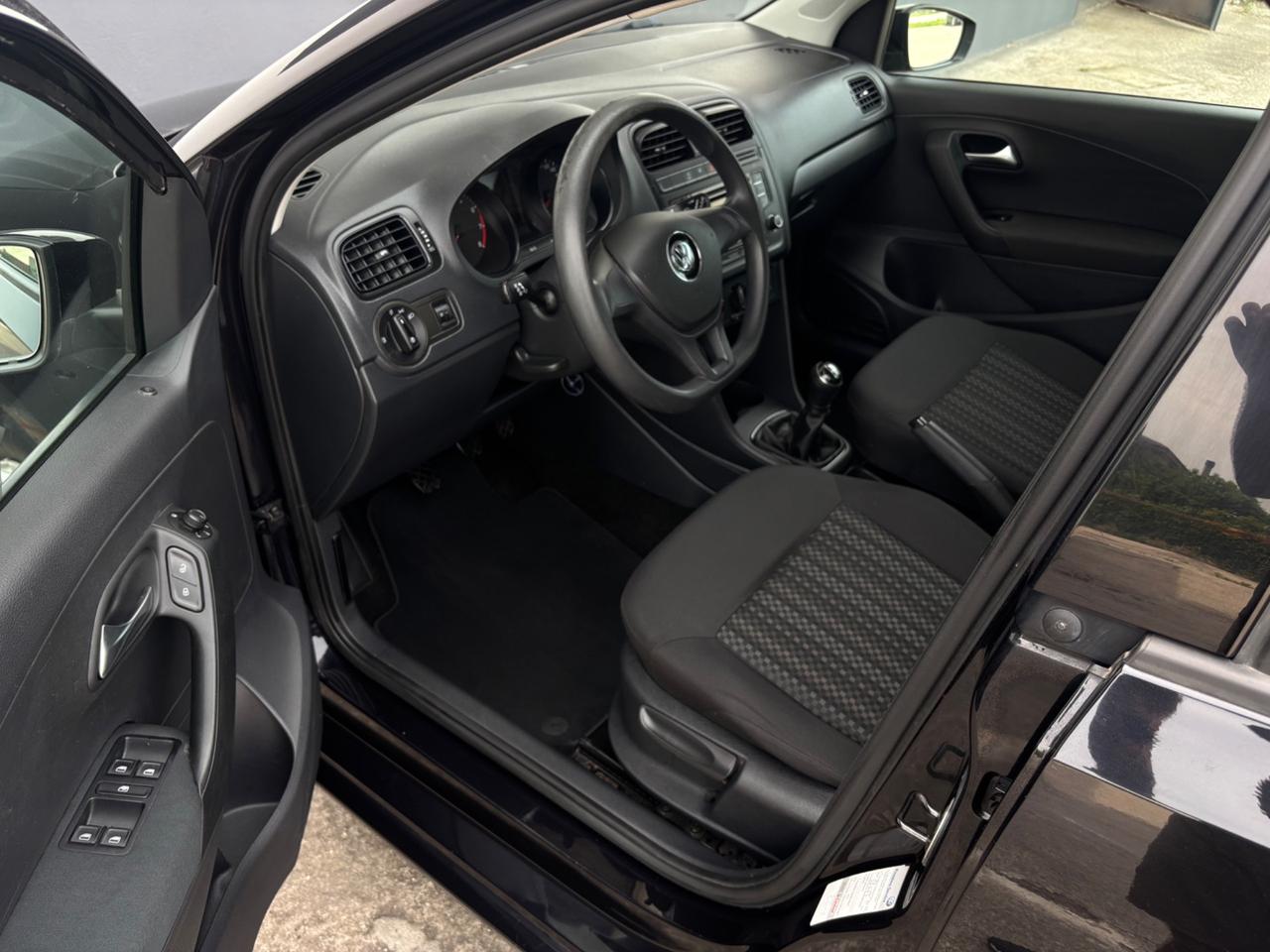 Volkswagen Polo 1.0 benzina. Neopatentati. Garanzia