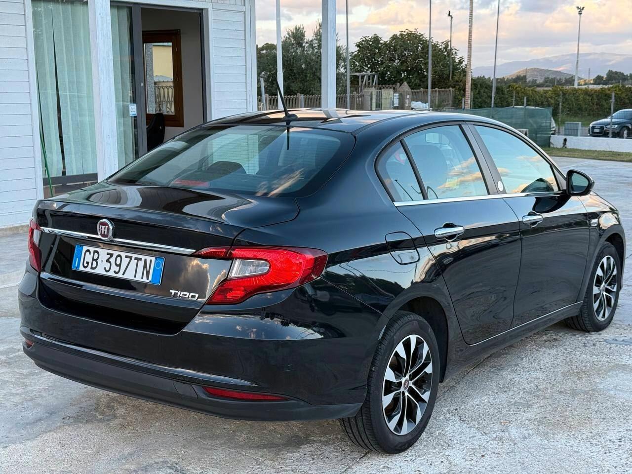 Fiat Tipo 1.6 Mjt 4 porte Mirror