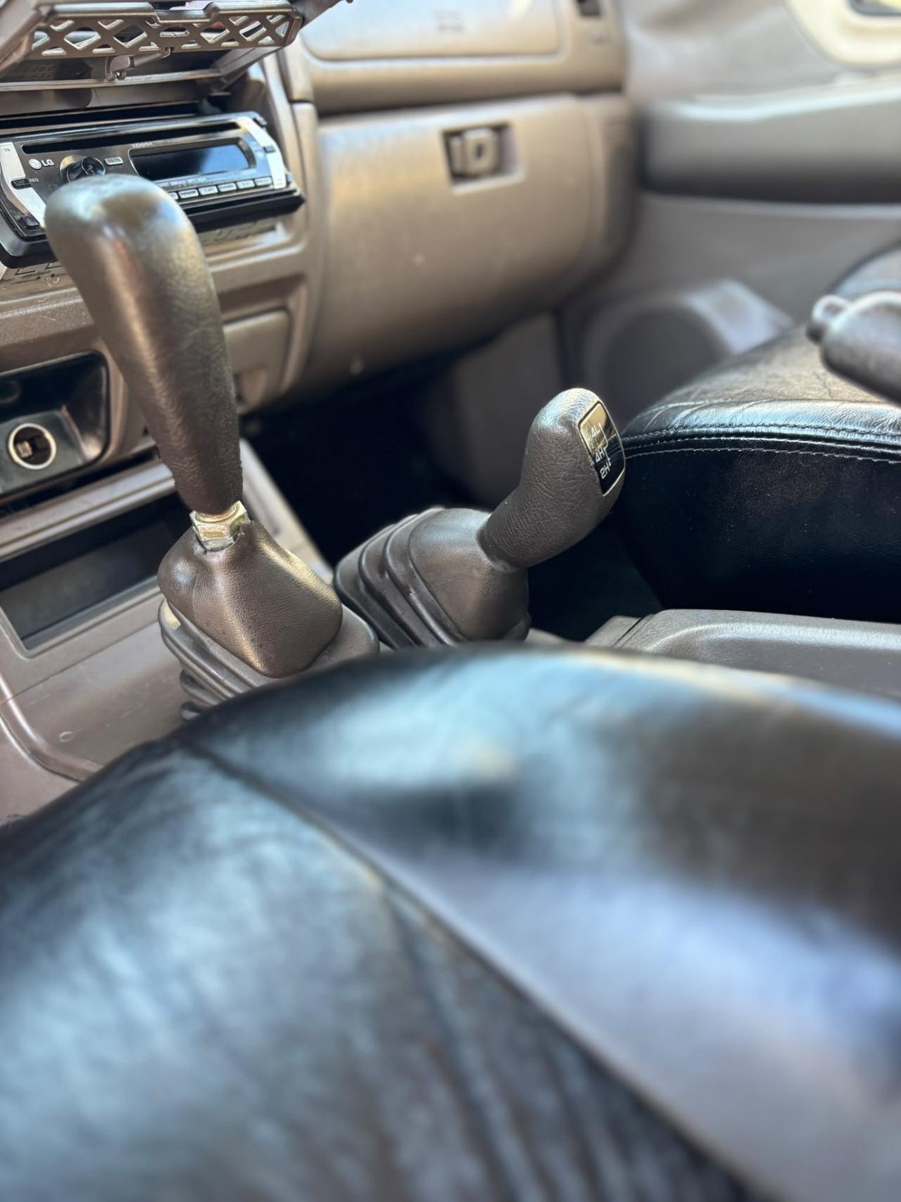 Mitsubishi Pajero Sport 2.5 TDI GLS