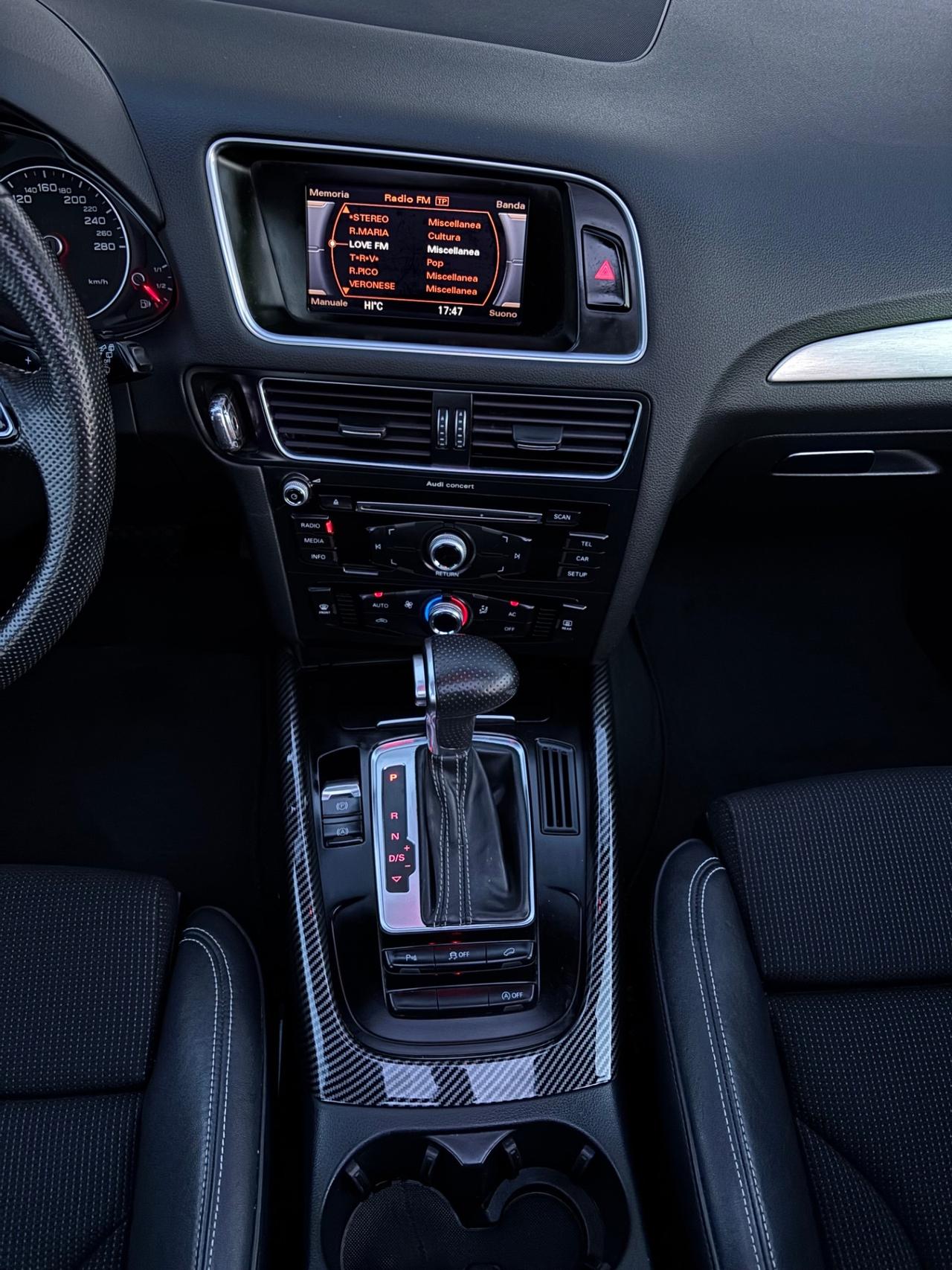 Audi Q5 2.0 TDI 177CV S line. QUATTRO S tronic