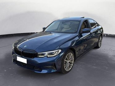 BMW Serie 3 Berlina 330 d Mild Hybrid 48V Luxury xDrive Steptronic