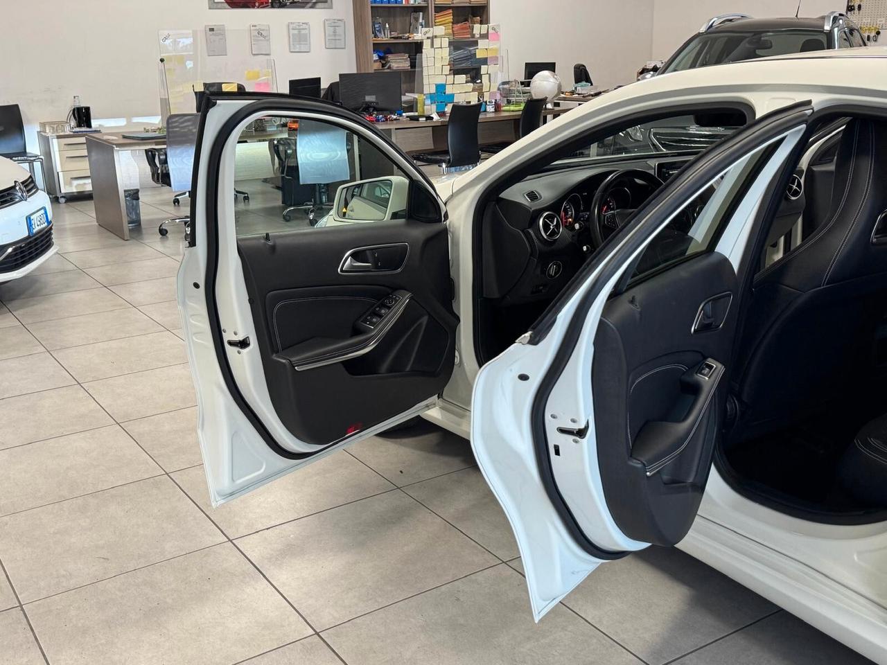 Mercedes-benz A 160 D AUTOMATIC SPORT 2017