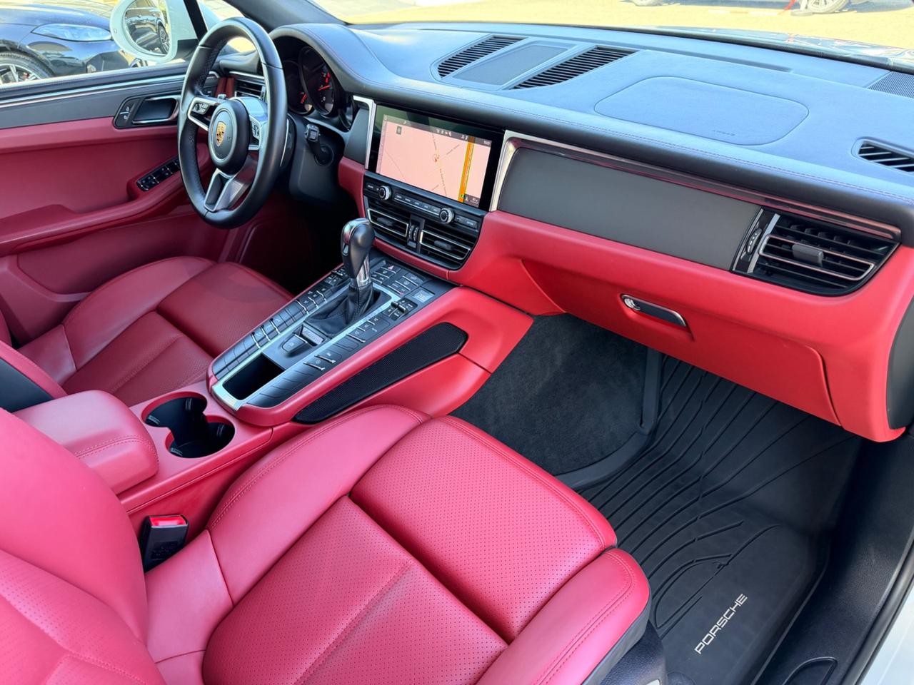 Porsche Macan 2.0i 245cv white edition int cartier