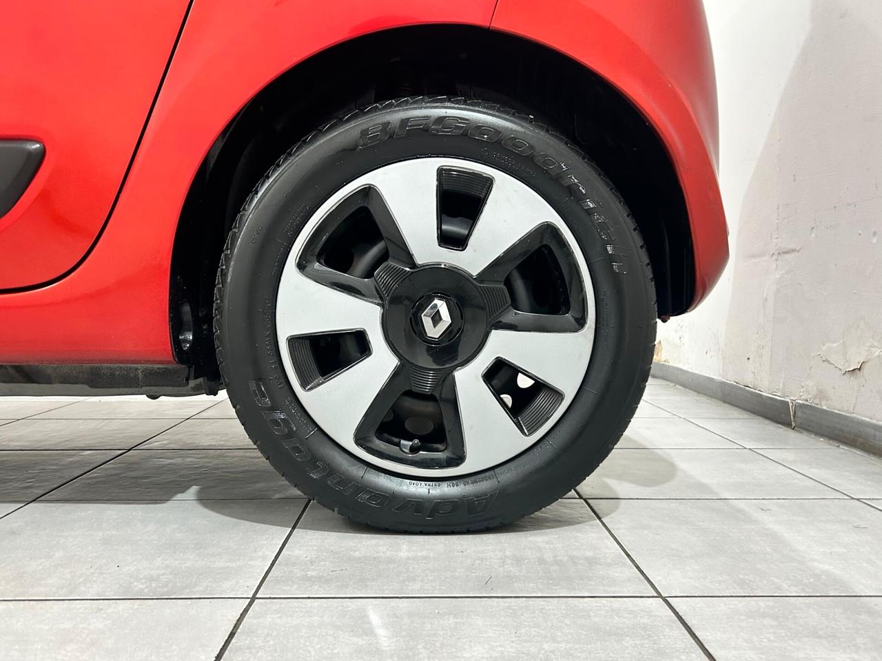 Renault Twingo SCe Lovely