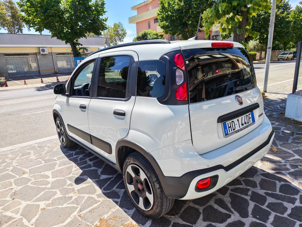 Fiat Panda Cross 1.0 FireFly S&S Hybrid