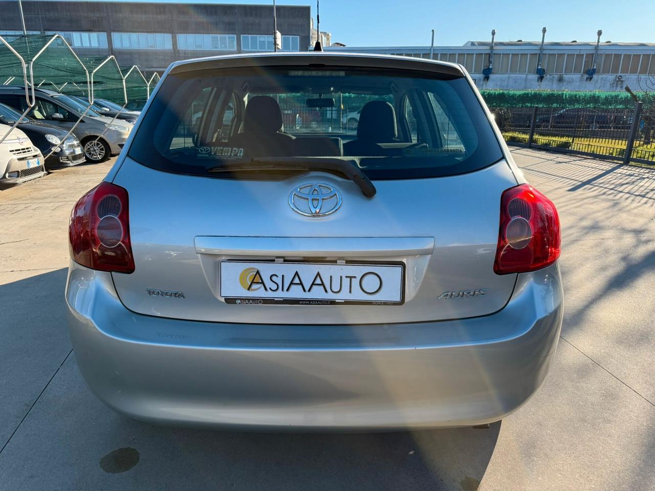 Toyota Auris 5p 1.4 Sol UNICO-PR 96.000 KM