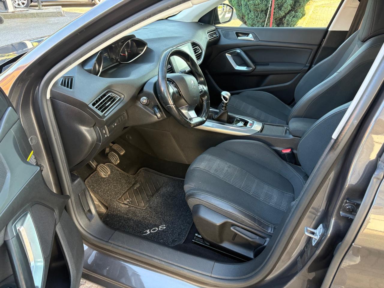 Peugeot 308 BlueHDi 130 S&S SW GT Line