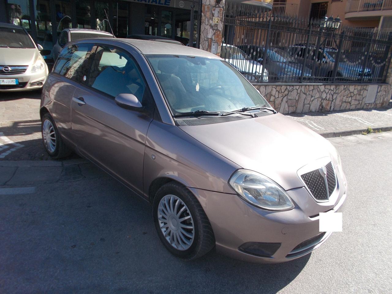 Lancia Ypsilon 1.4 Oro Ecochic GPL