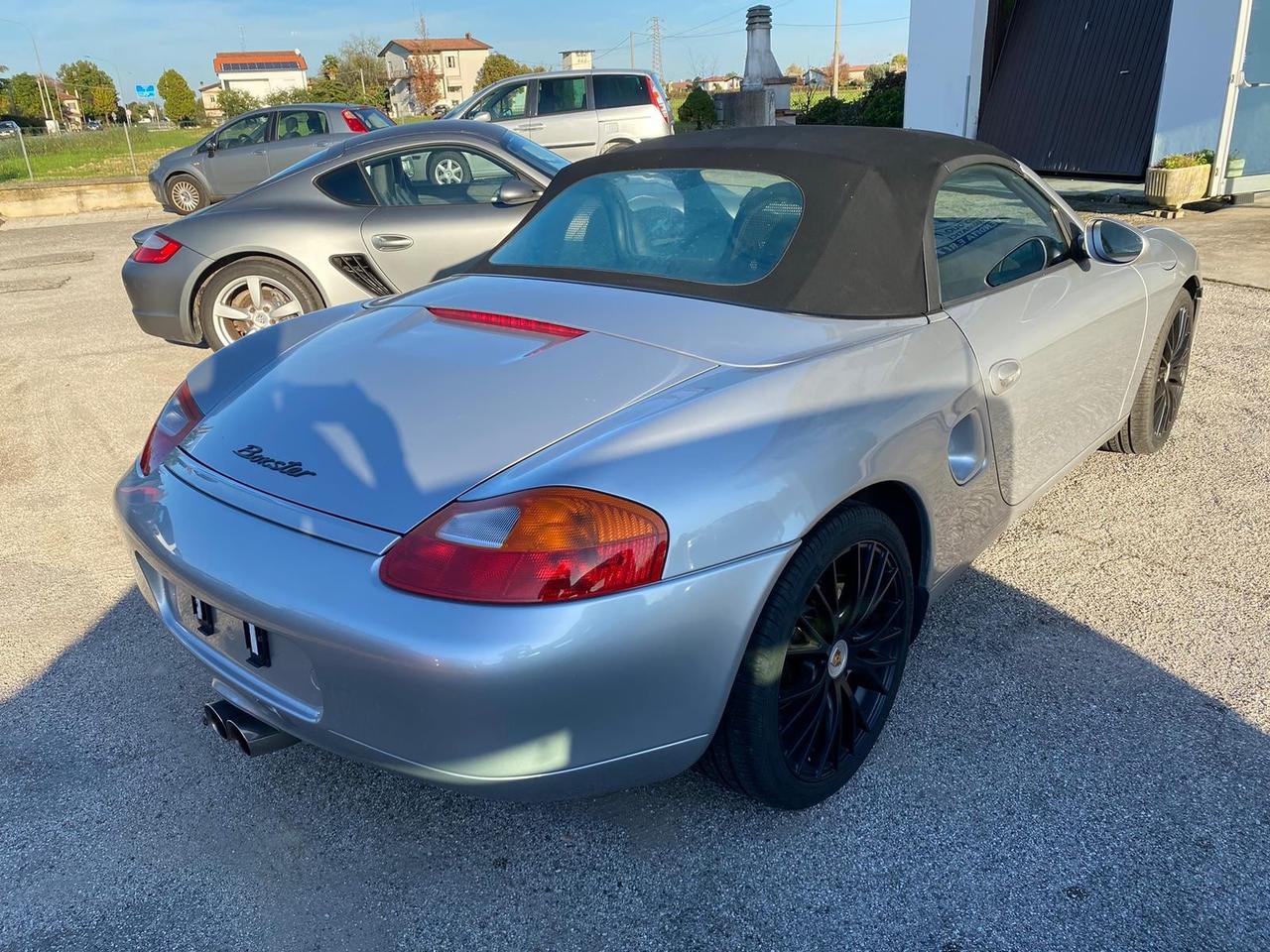 Porsche Boxster 2.5i 24V cat