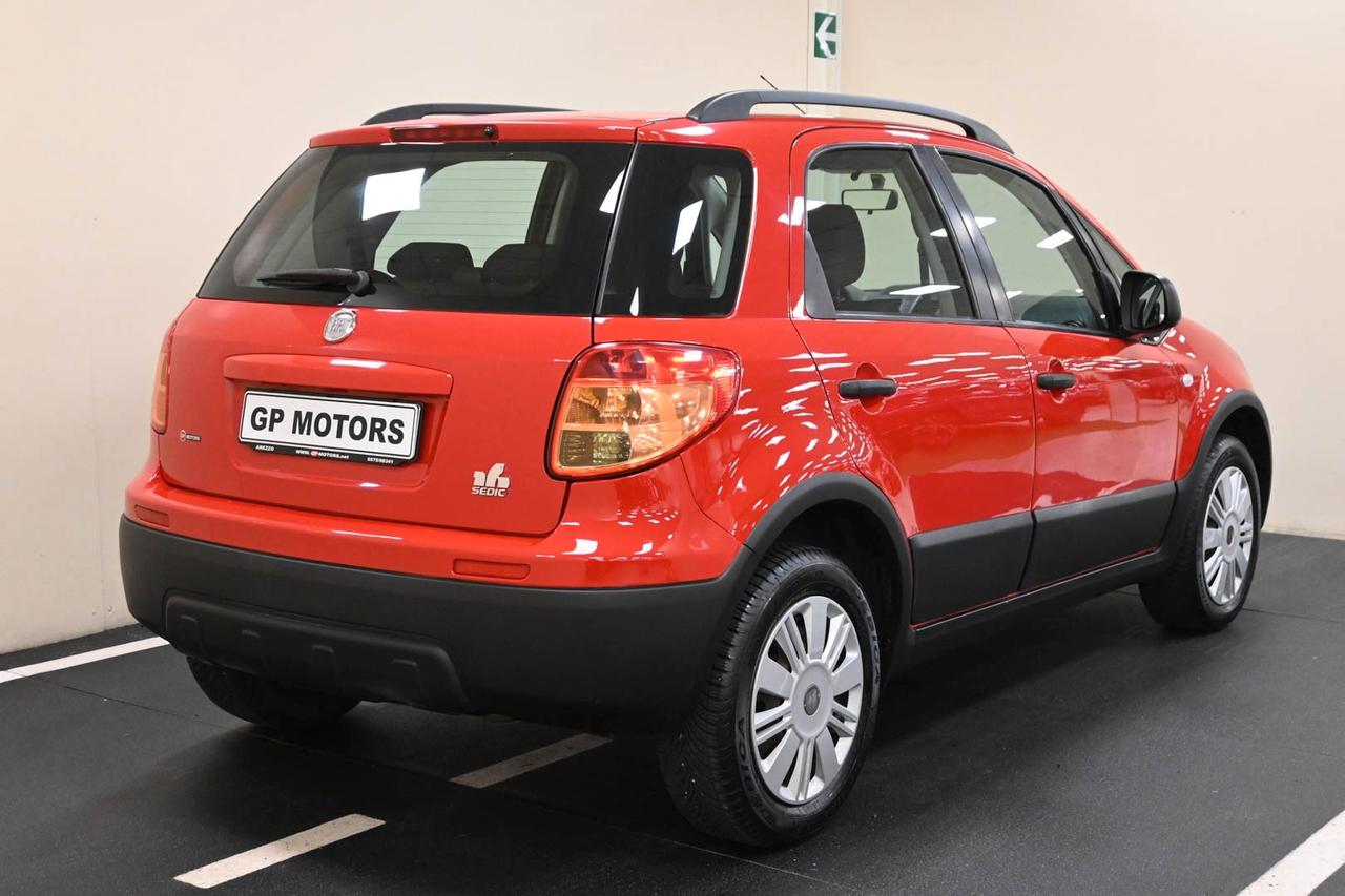 FIAT Sedici 1.6 16V 4x4 Dynamic