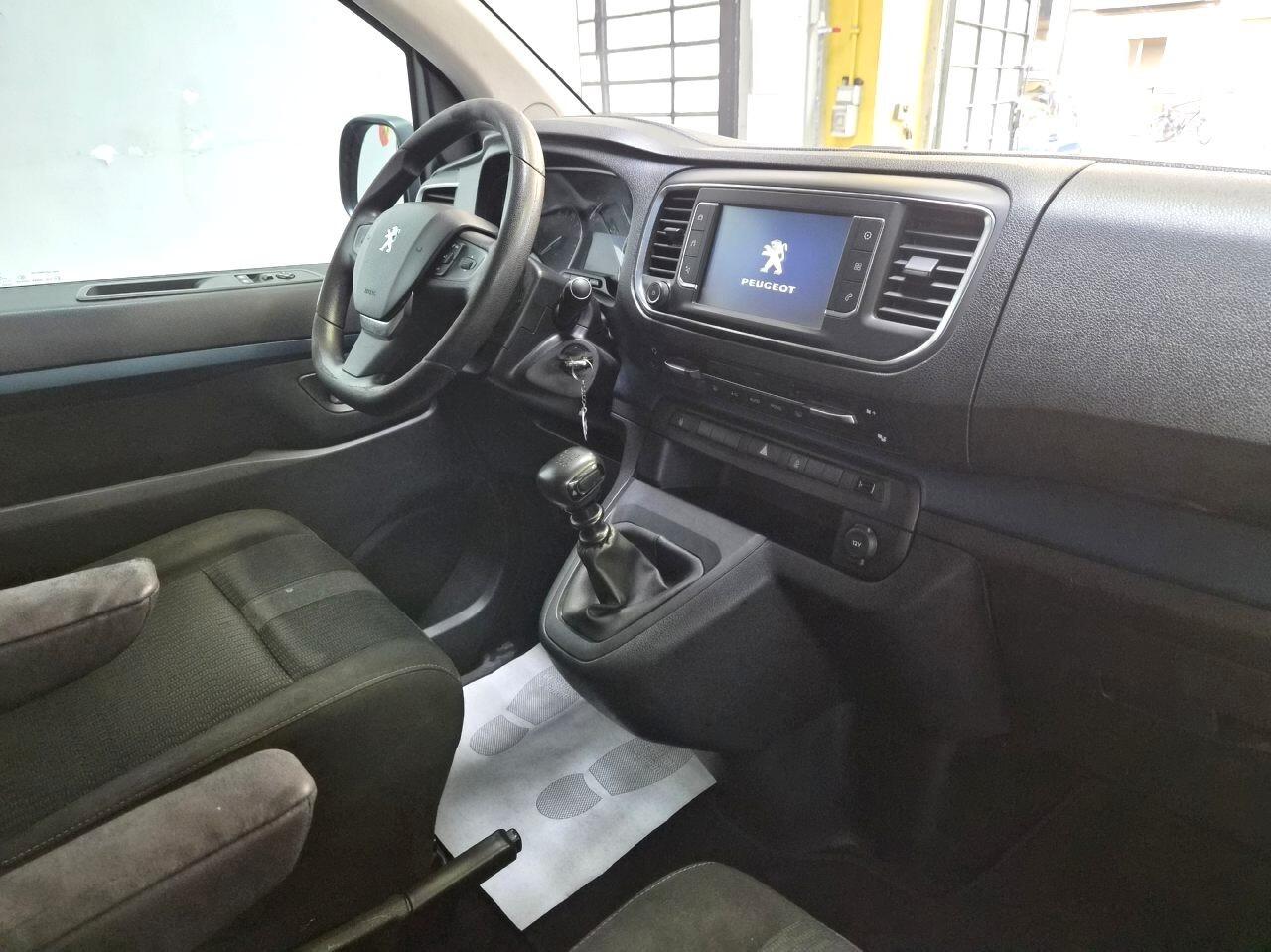 Peugeot Expert 8 POSTI BlueHDi Full Optional