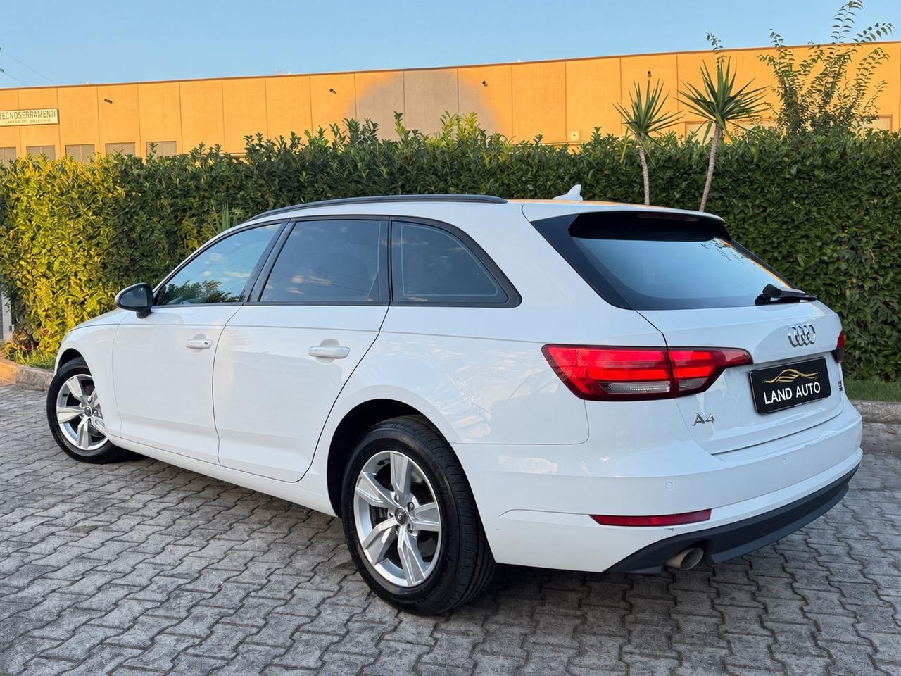 Audi A4 2.0 TDI 150 CV ULTRA EURO6