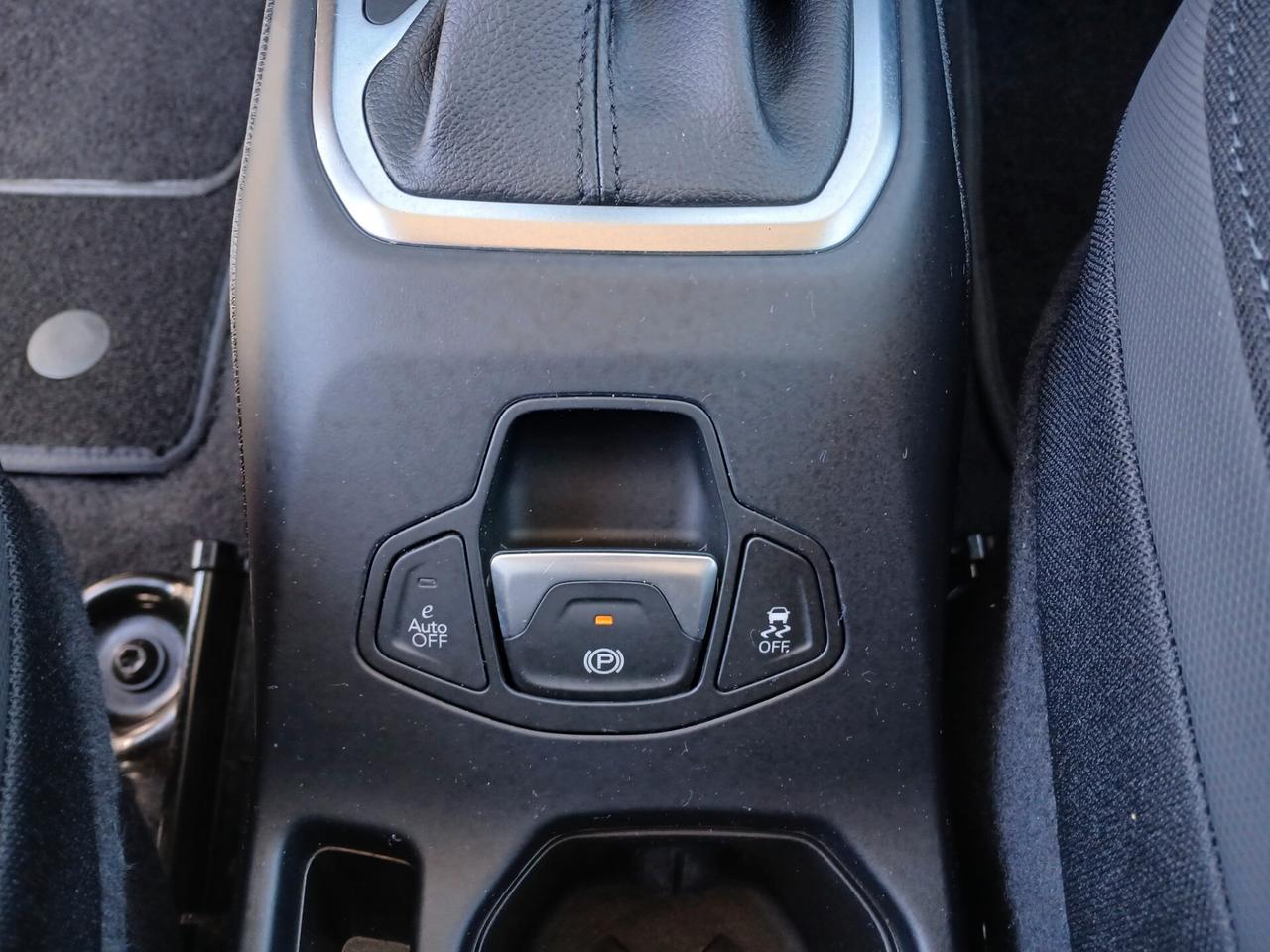 Jeep Renegade 1.5 TURBO T4 MHEV 2023
